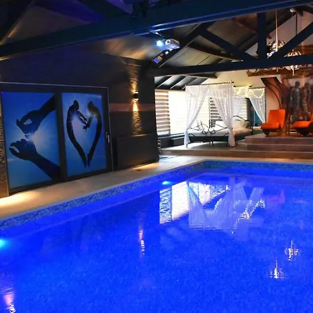 El Silenci'o Suites De Luxe & Piscine Charleroi