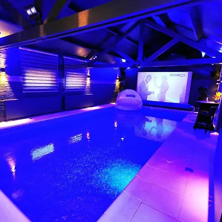 Hotel del amor El Silenci'o Suites De Luxe & Piscine Charleroi