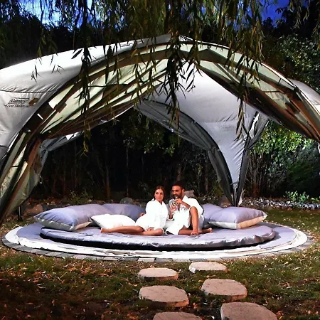 El Silenci'o Suites De Luxe & Piscine Love hotel