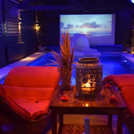 El Silenci'o Suites De Luxe & Piscine Charleroi